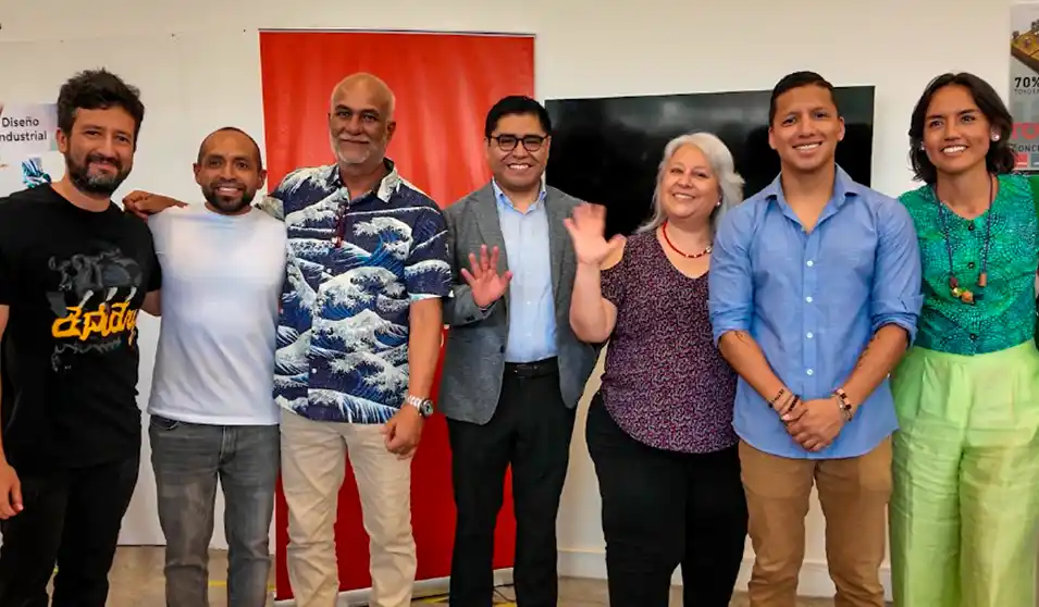 Toyota reta a estudiantes de Diseño Industrial a crear productos innovadores con material de descarte del sector automotriz